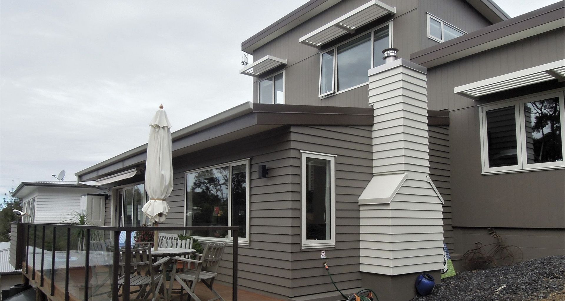 Titirangi House banner