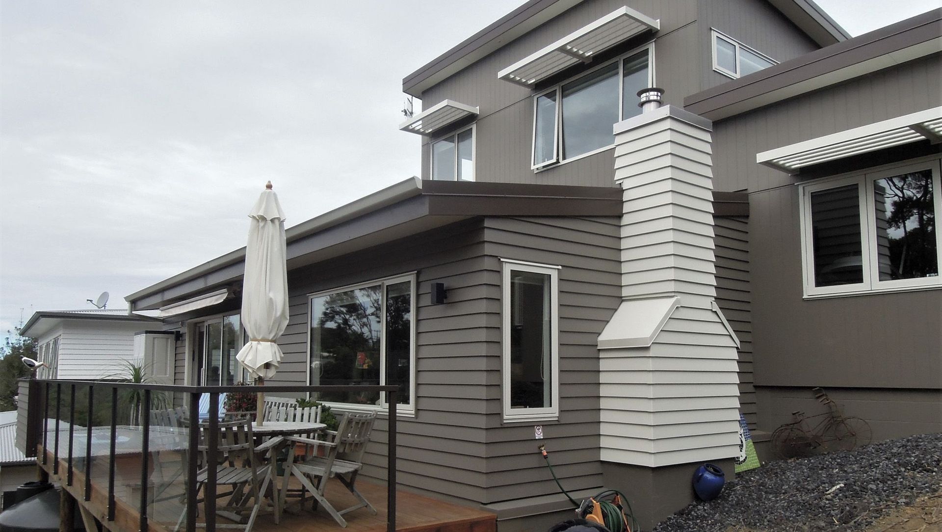 Titirangi House banner