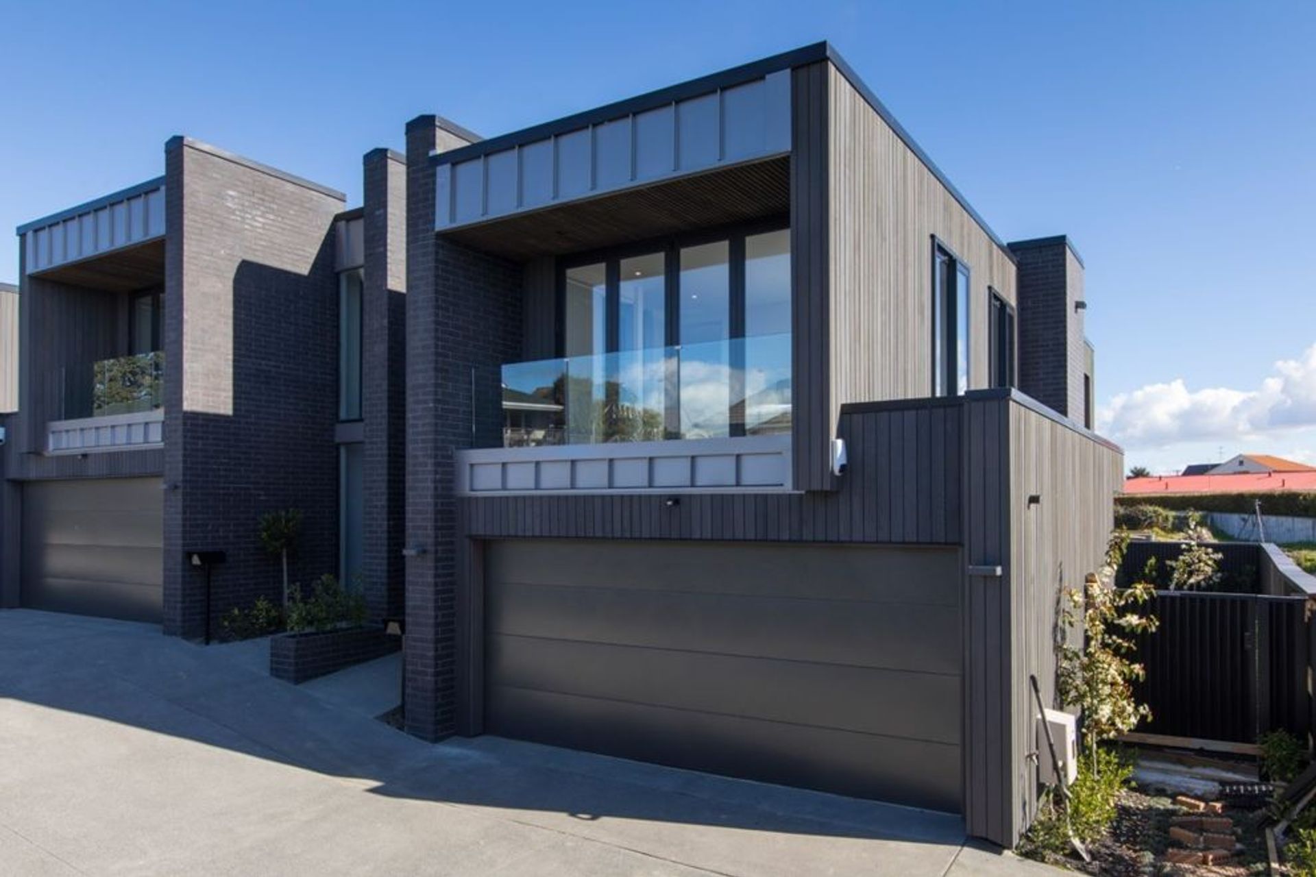 Towai III - Light Feature Grade Engineered European Oak flooring finished w/ Oil in 'Castle Brown'
