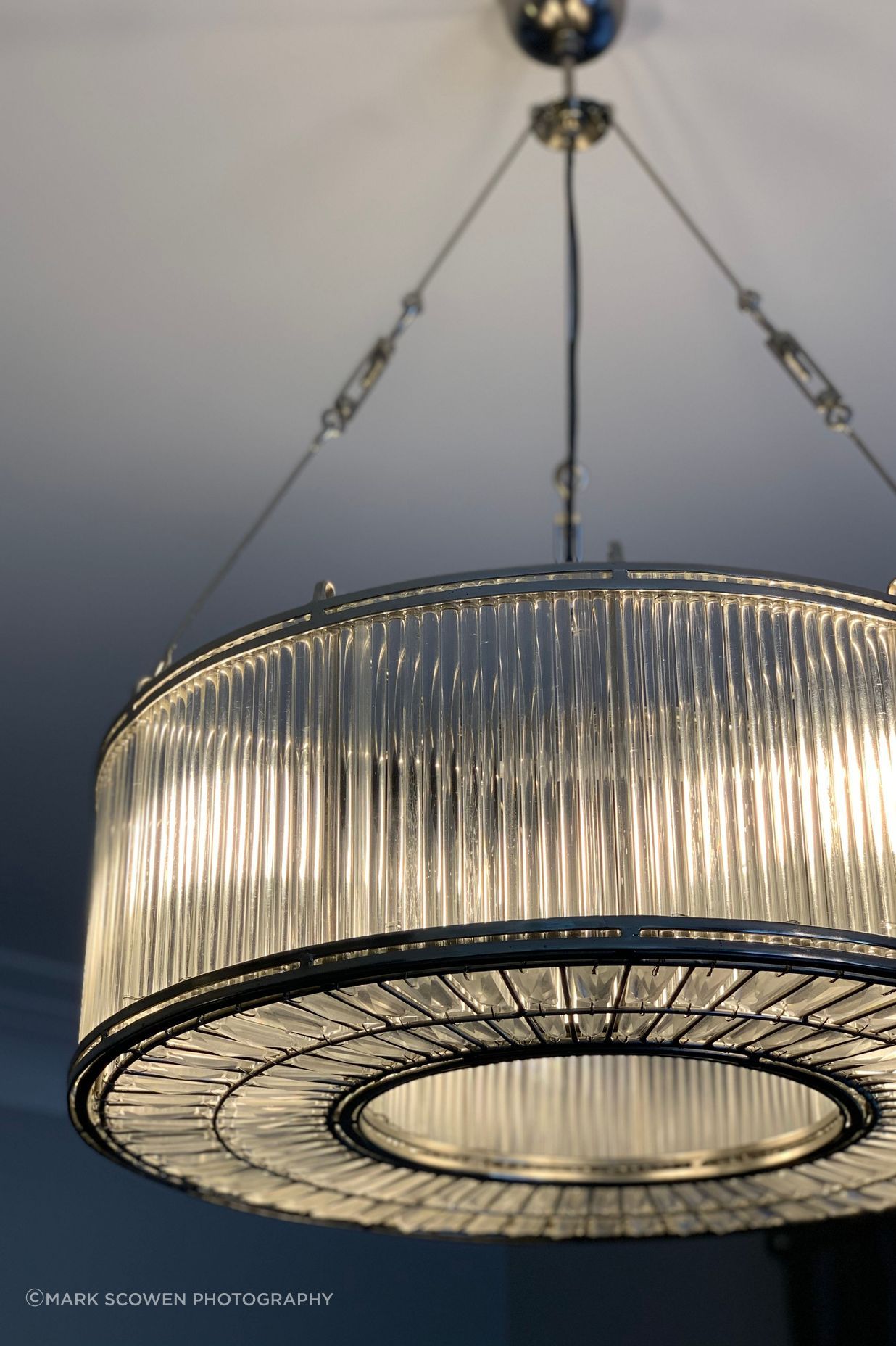 A touch of art deco in the pendant lights