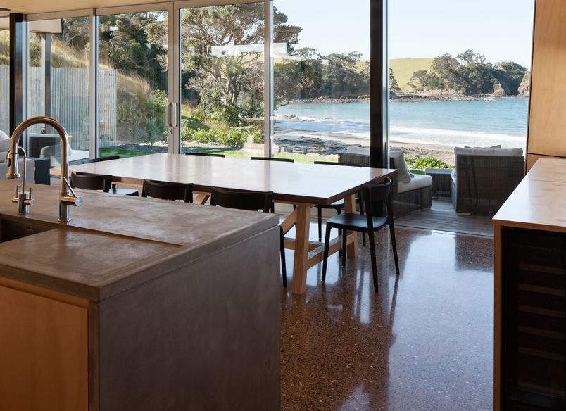 Fe3O4 House, Northland