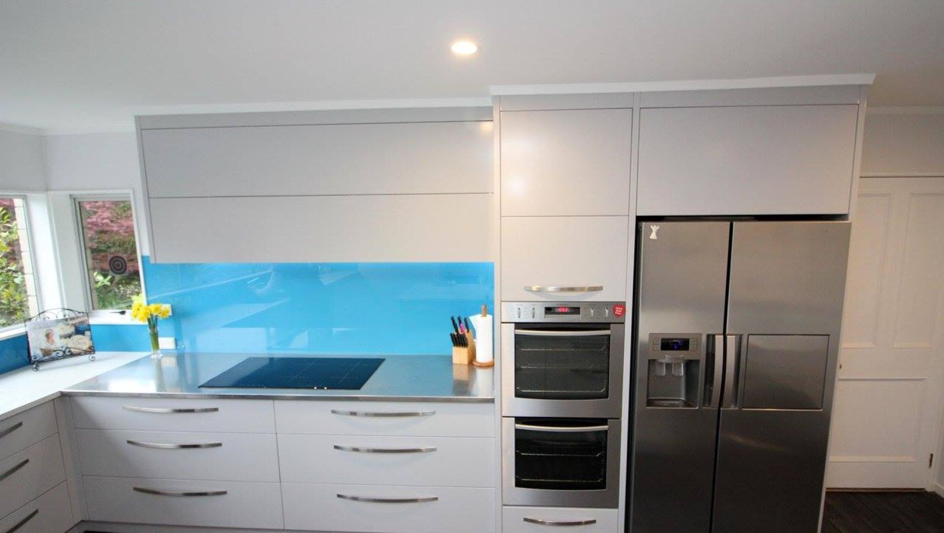 Ultra Modern Kitchen banner