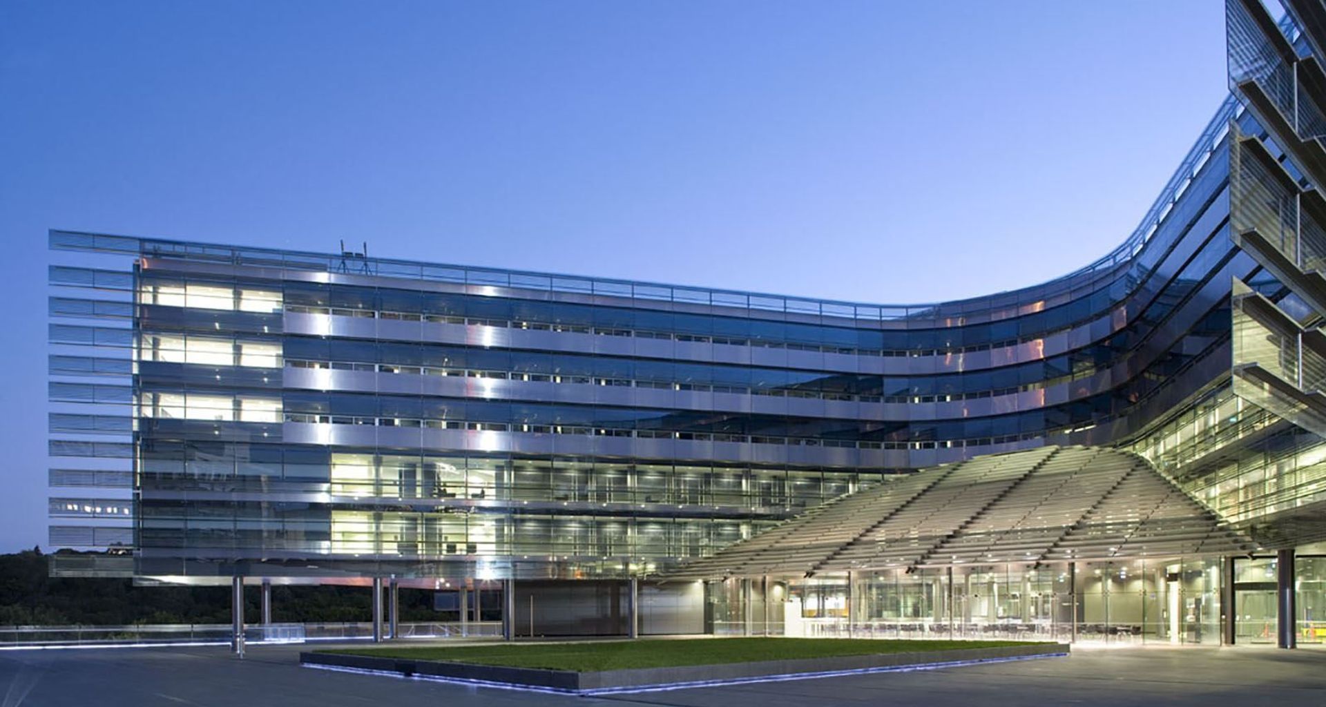University of Auckland Business School banner