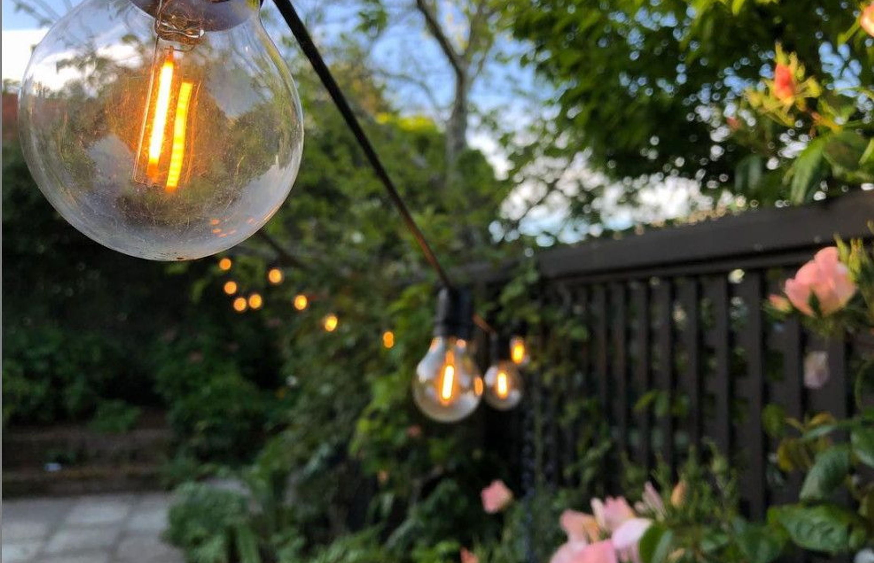 Outdoor string lights