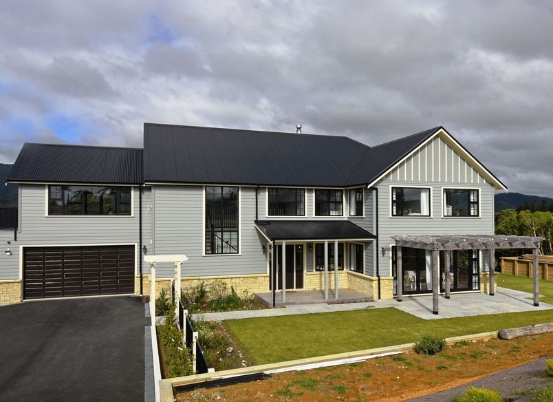 Upper Hut House II