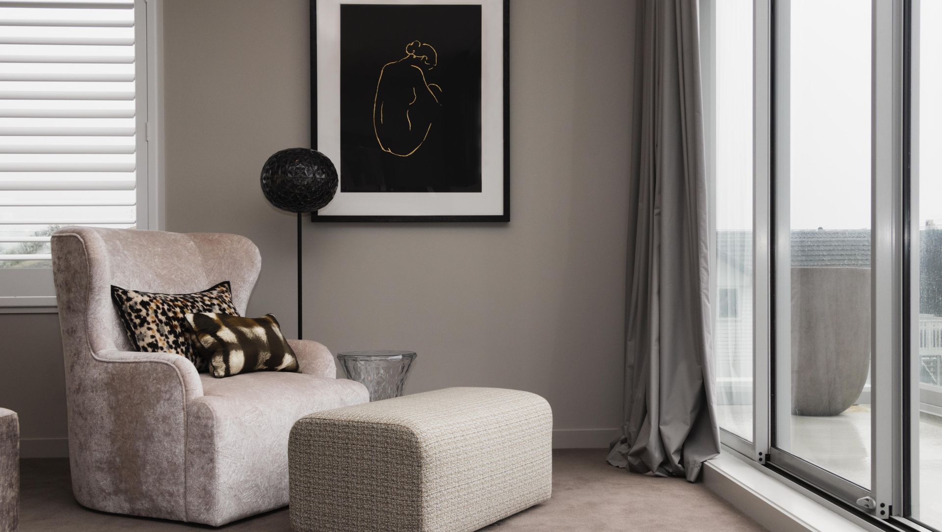 Luxe Beach Pad banner