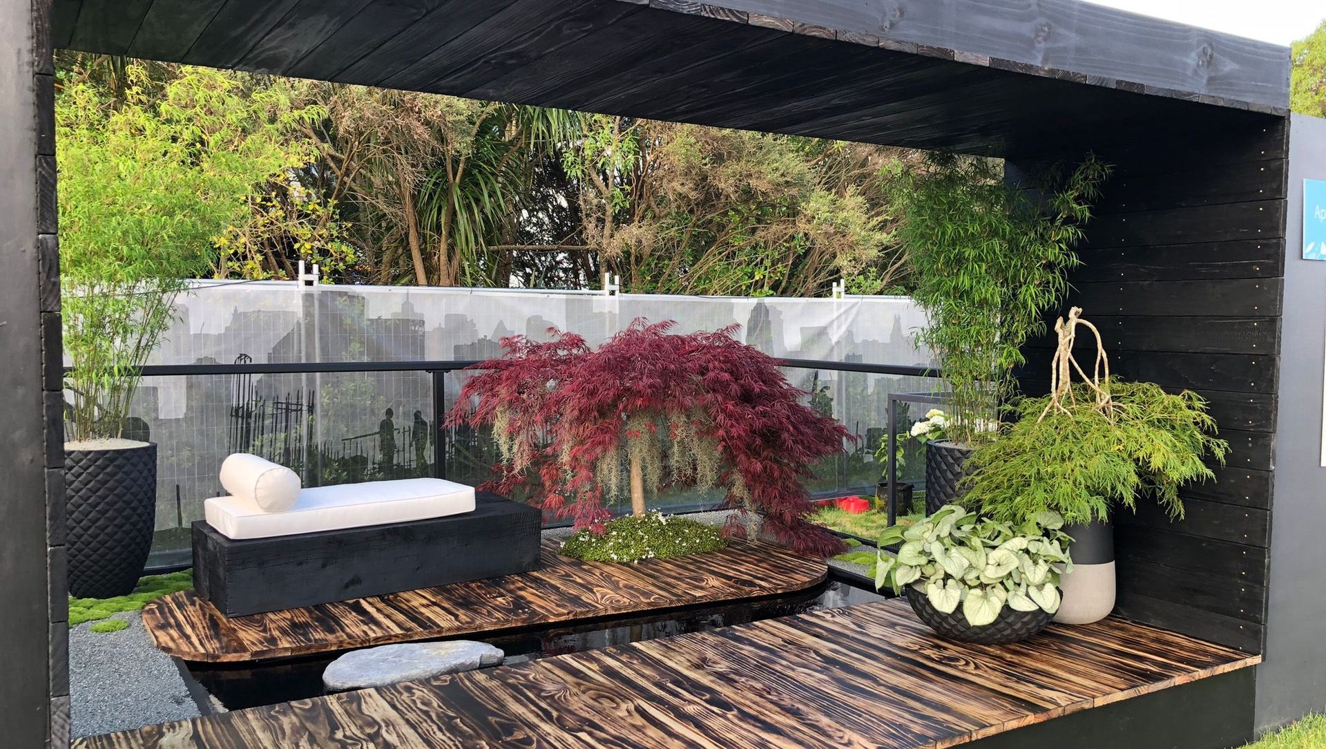 Urban Oasis banner