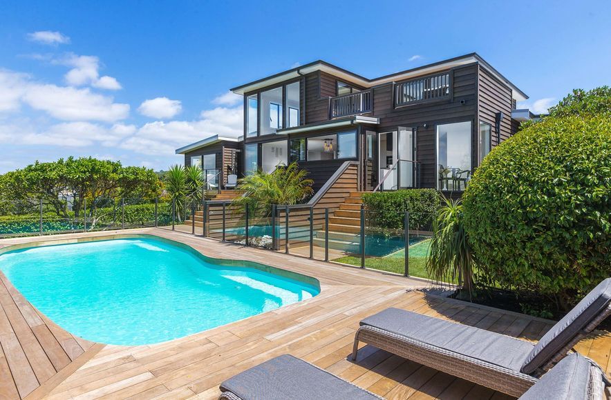 Vaughan Crescent, Murrays Bay
