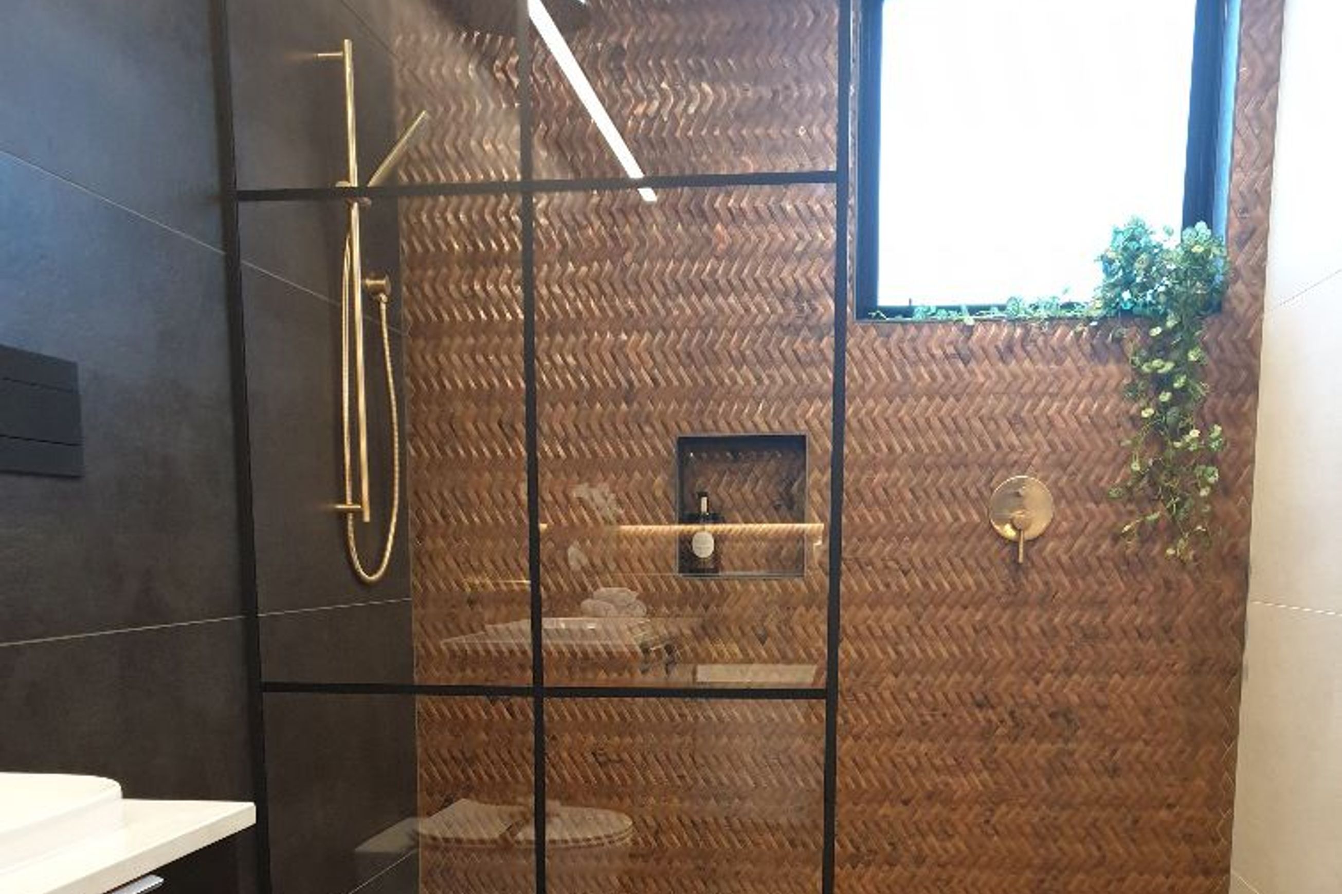 Vee Mosaic Wall Tiles