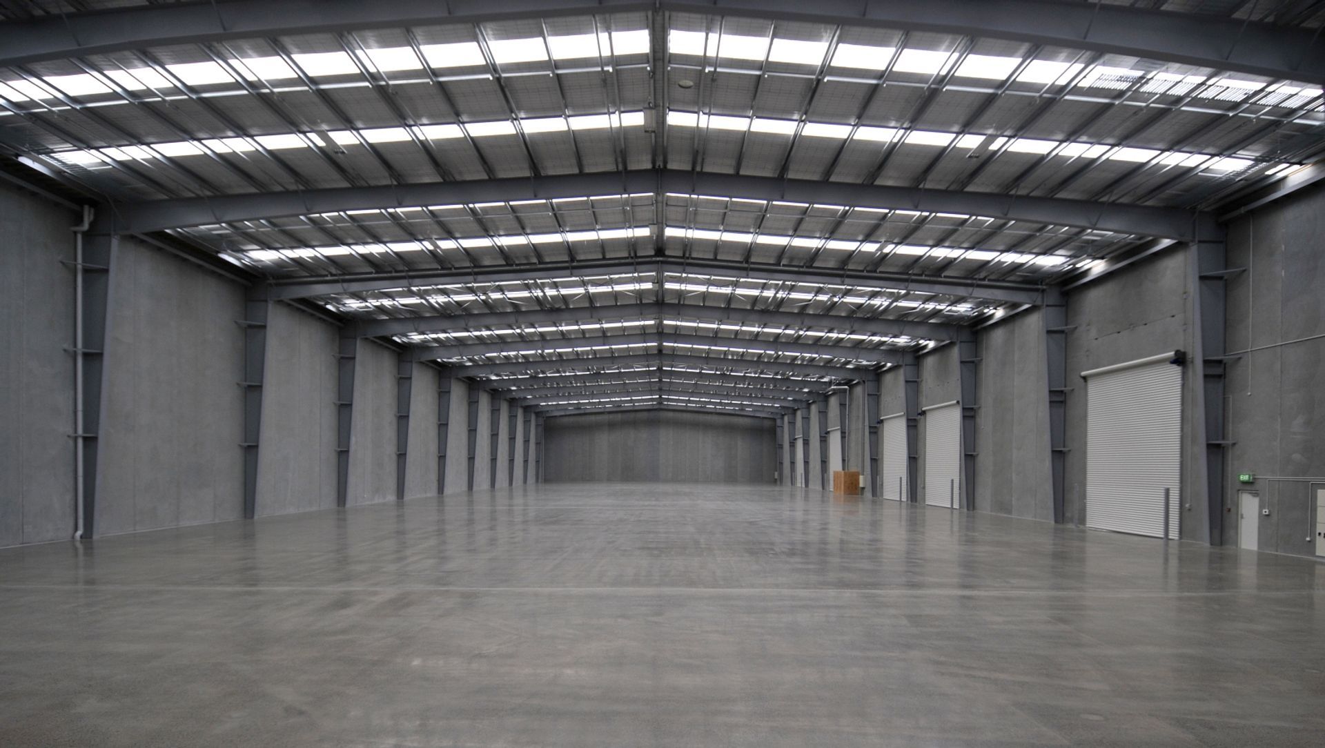 Verissimo Drive Warehouse banner