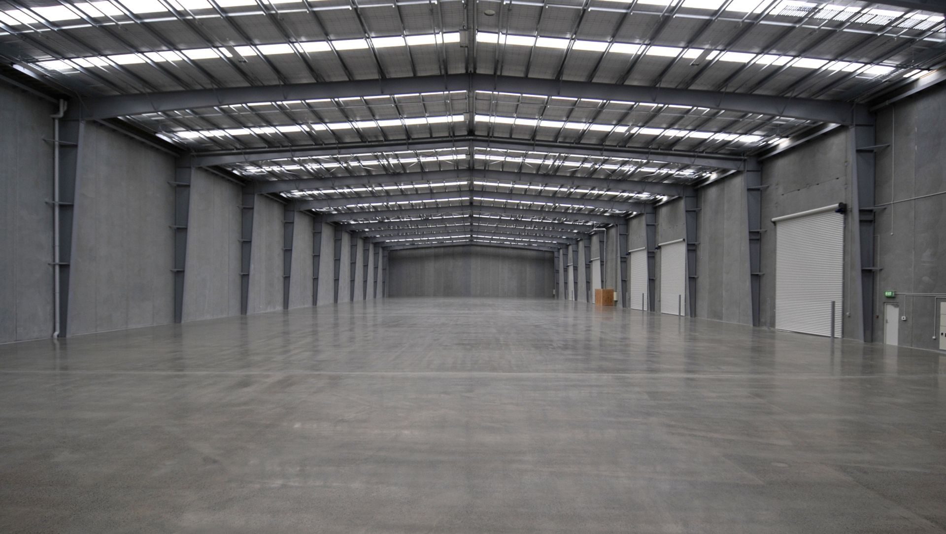 Verissimo Drive Warehouse banner