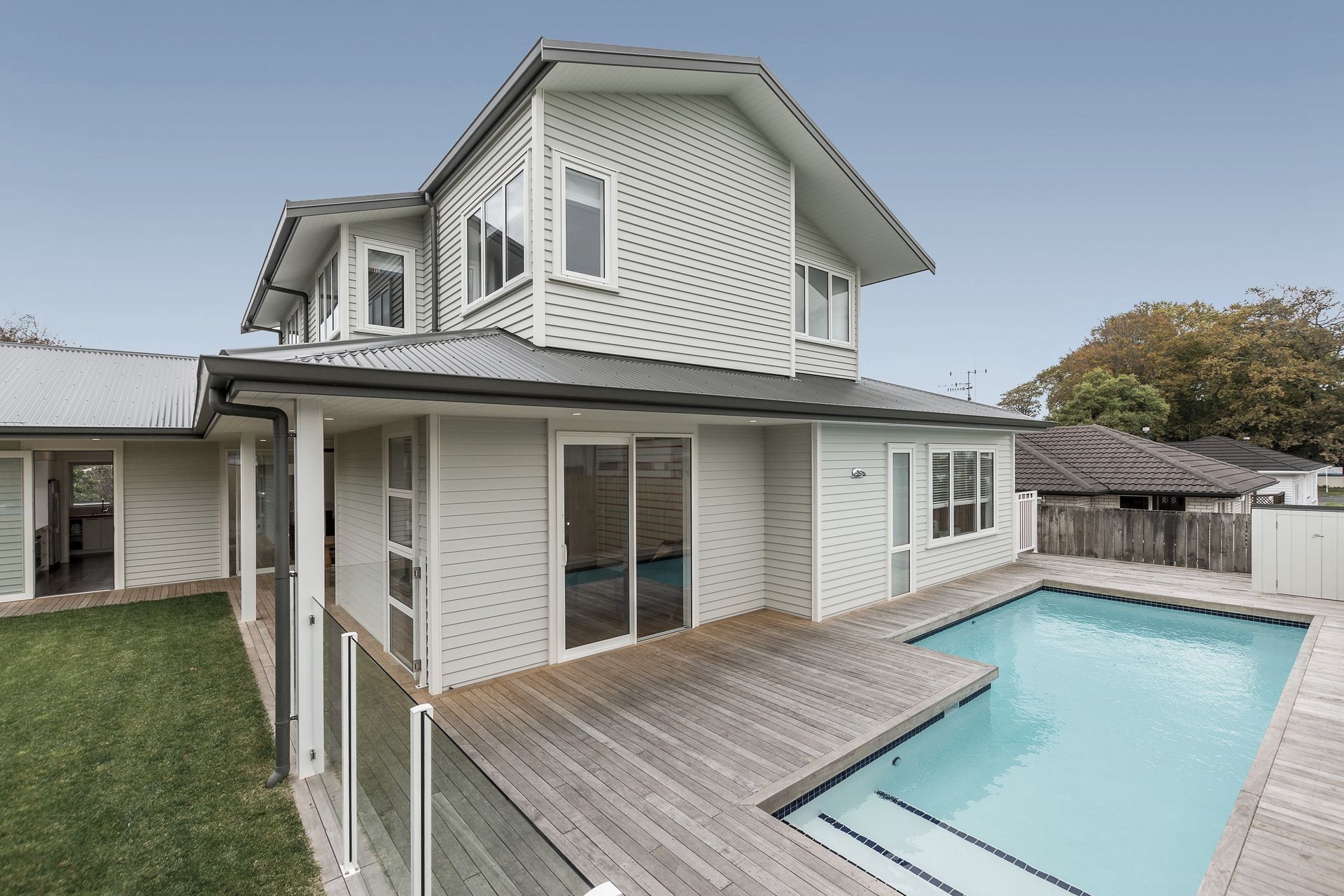 This compact family home 258.2m2 is nestled in the Avenues on a small 450m2 site.  A custom made concrete swimming pool provide countless hours of fun for the family