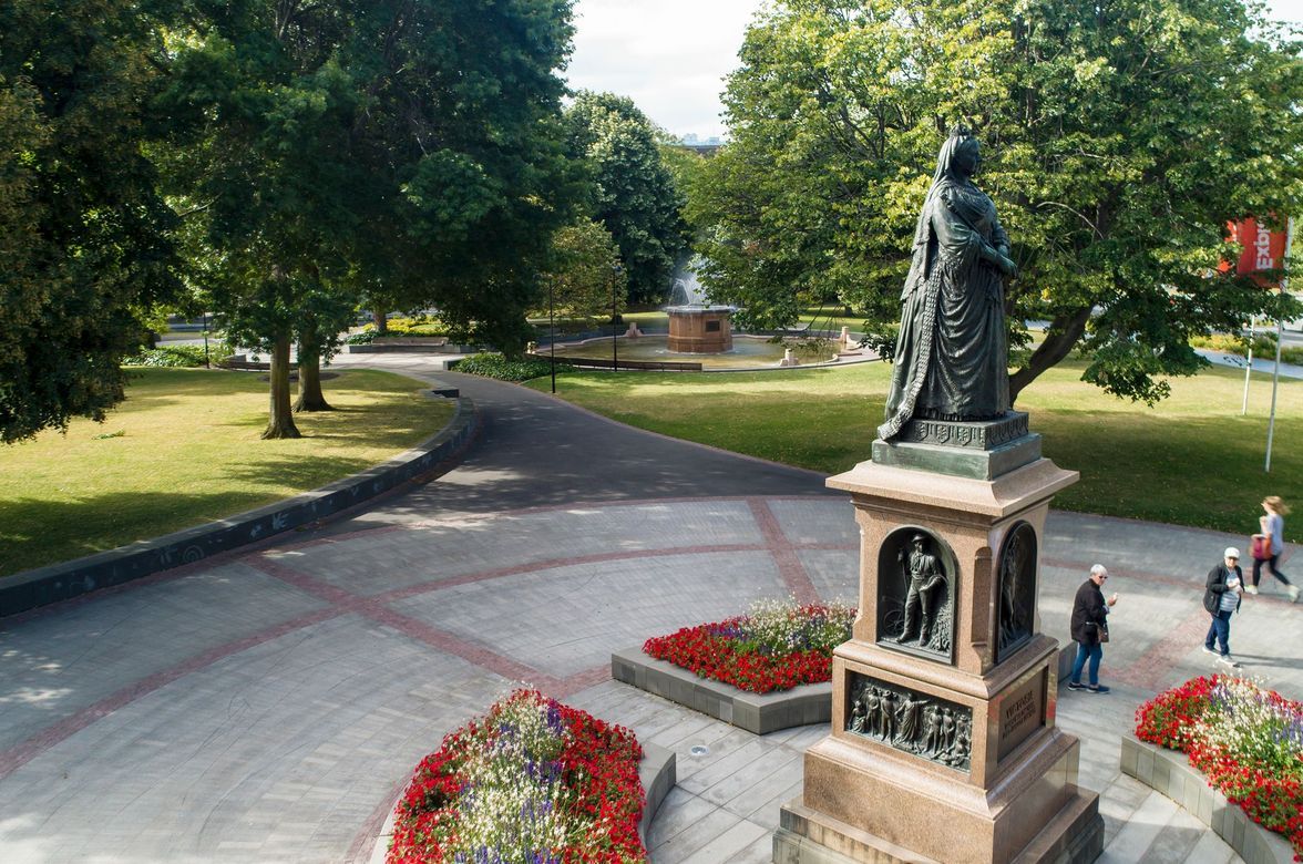 Victoria Square