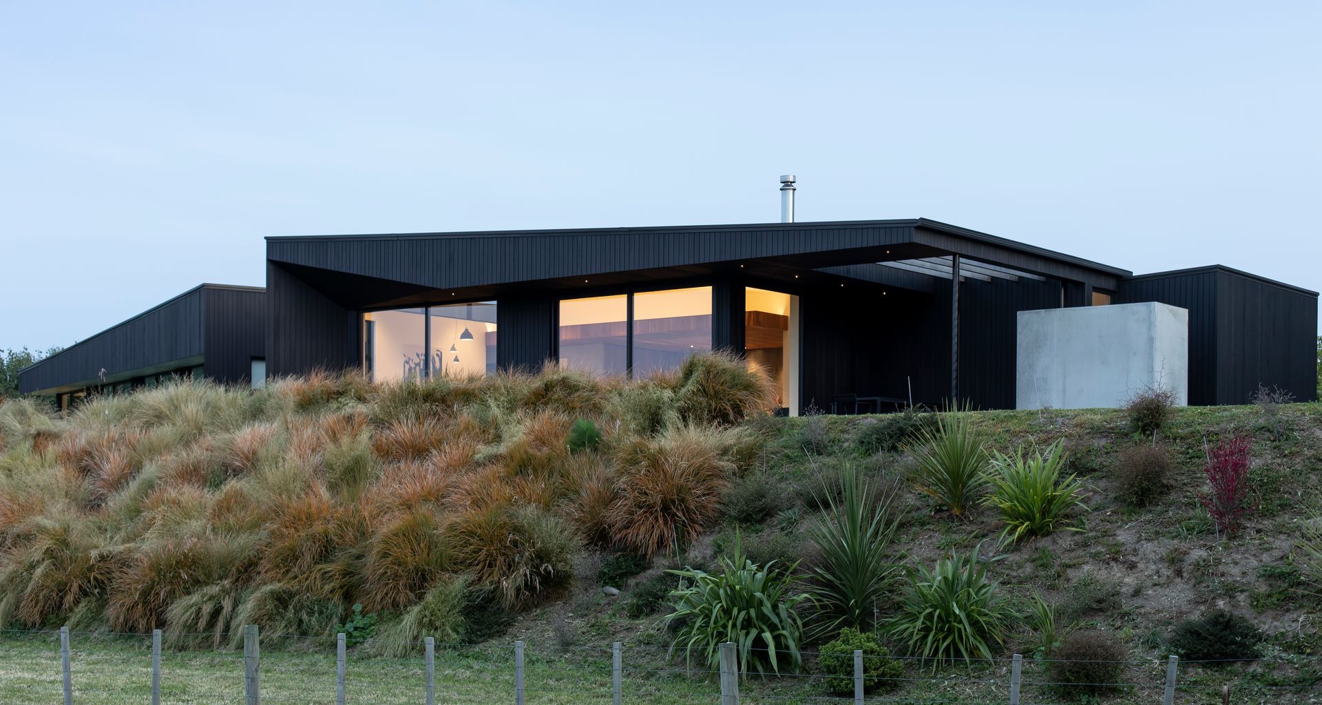 Vineyard House banner
