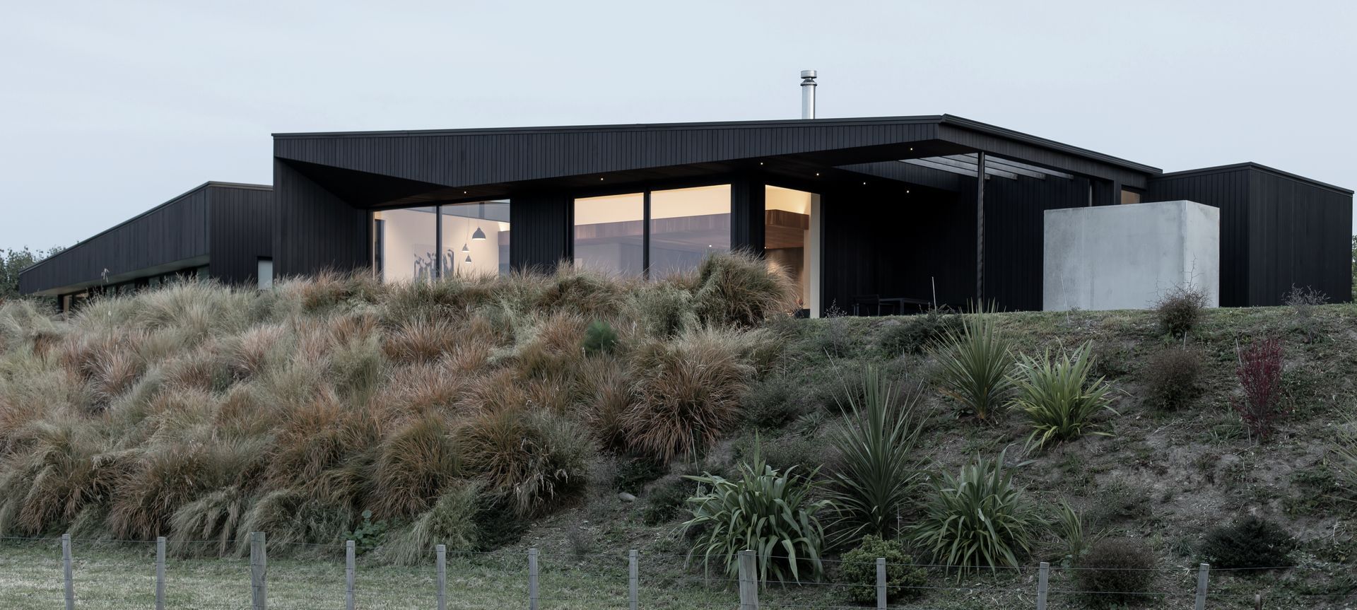 Vineyard House banner