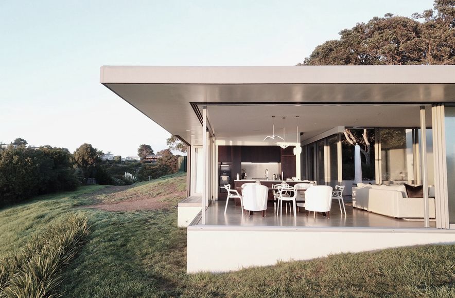 Waiheke Clifftop