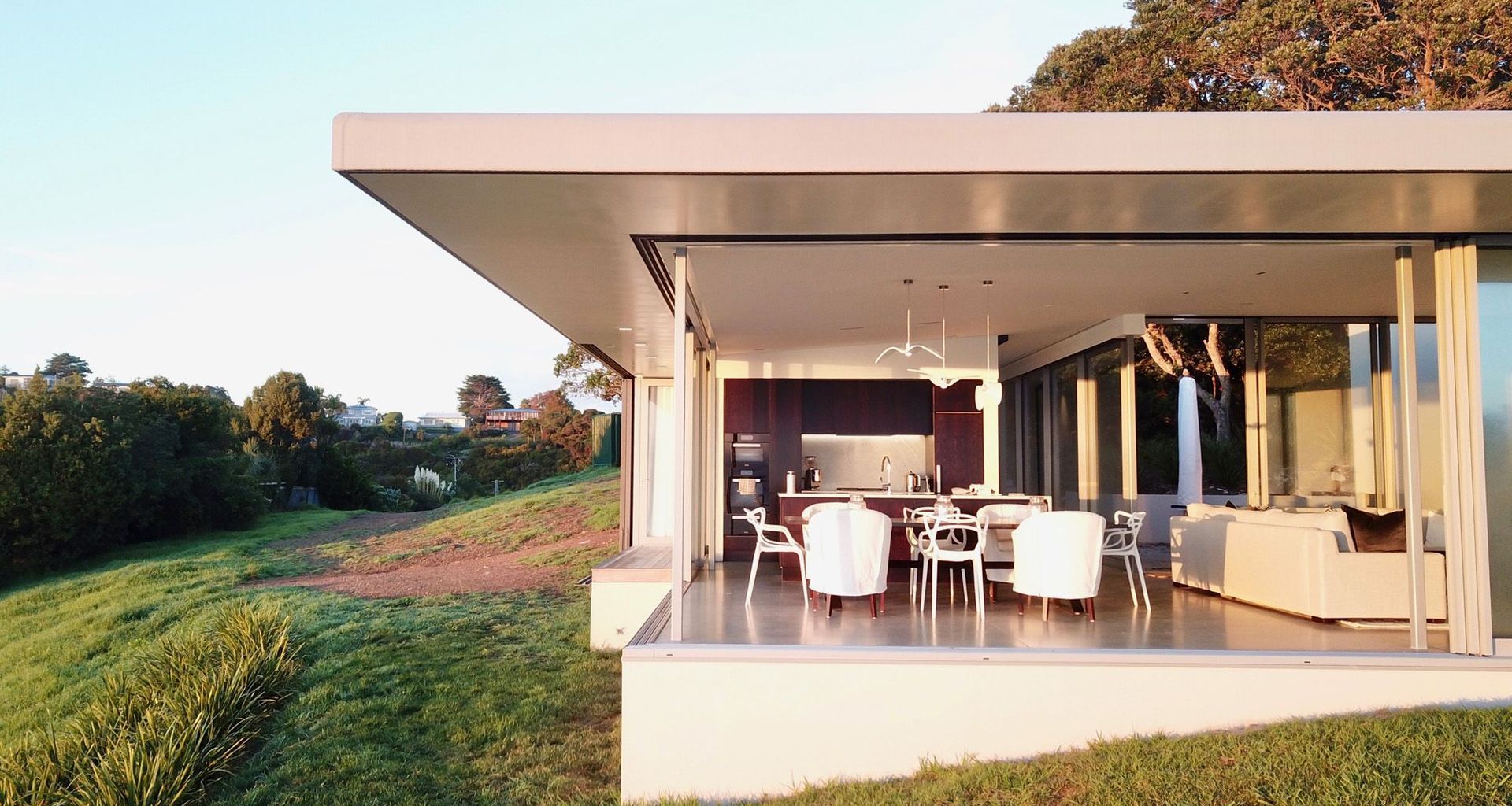 Waiheke Clifftop banner