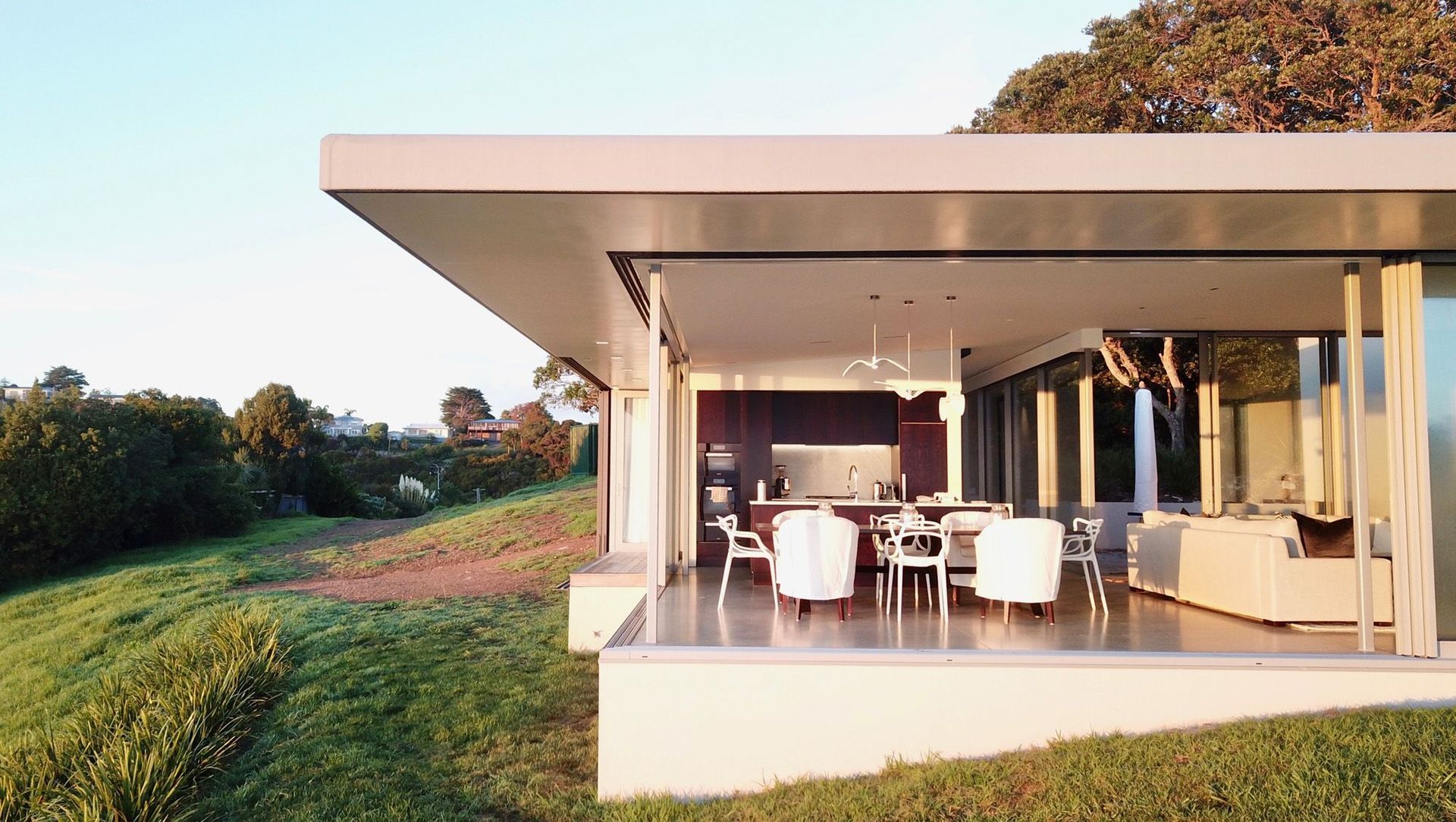Waiheke Clifftop banner