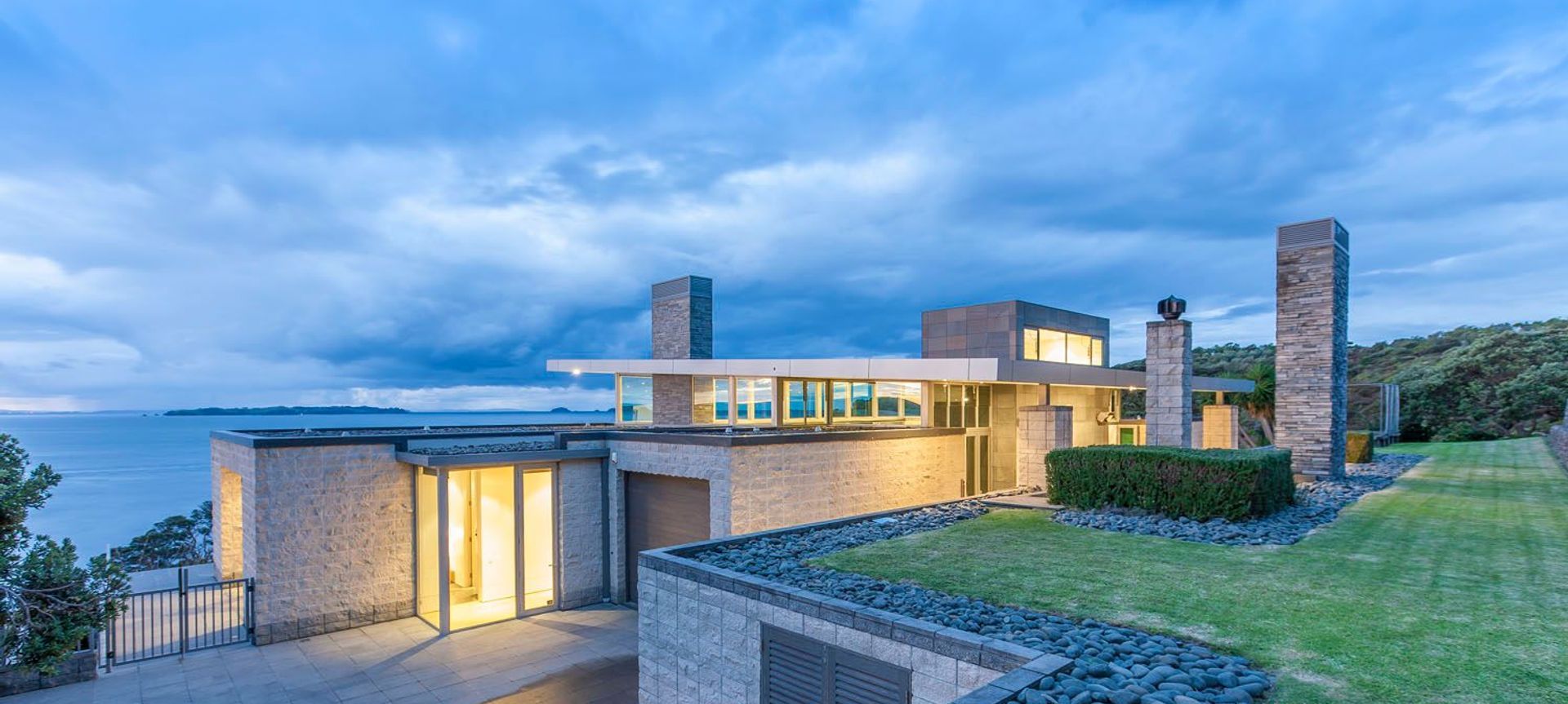 Waiheke House banner