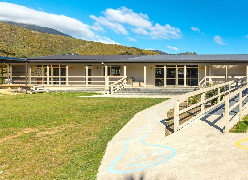 Waikawa Bay School