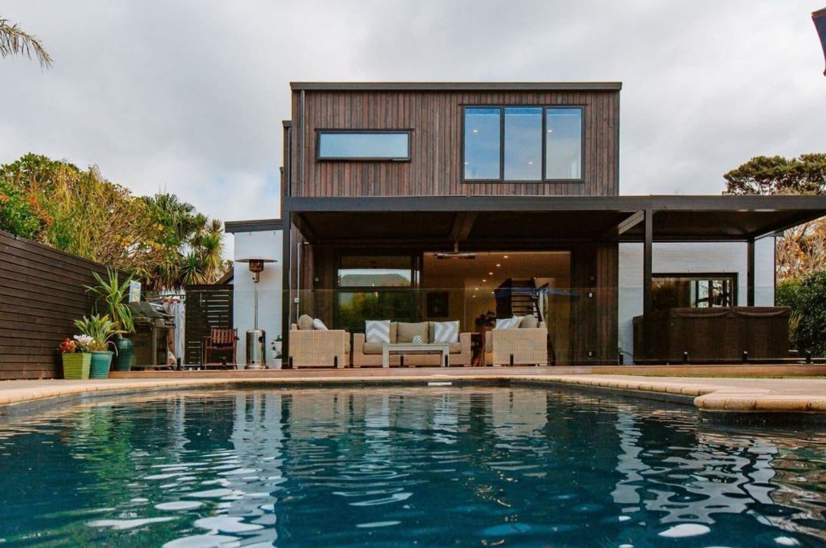 Wainoni House