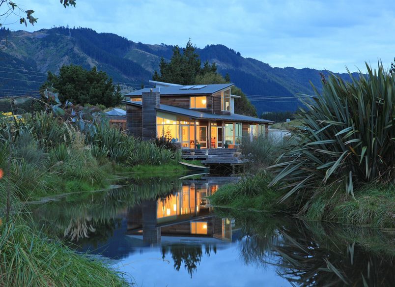 Waitaheke Wetland Home