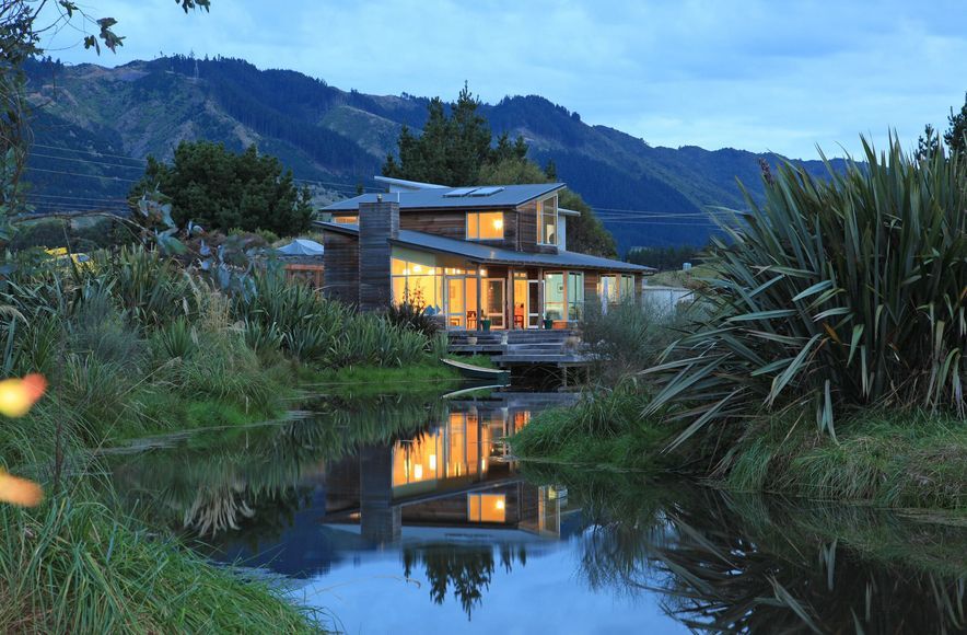 Waitaheke Wetland Home