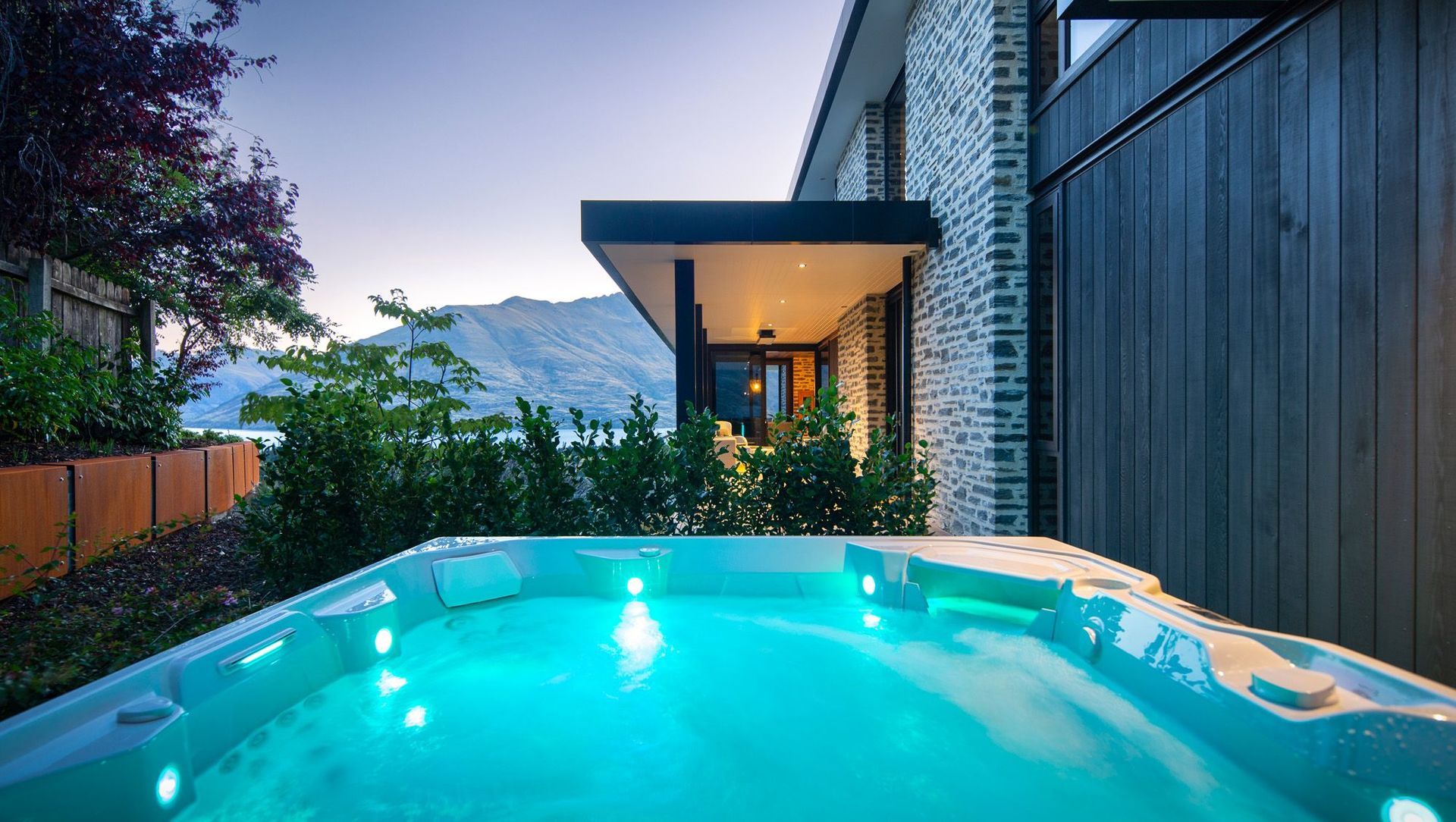 Wakatipu Heights banner