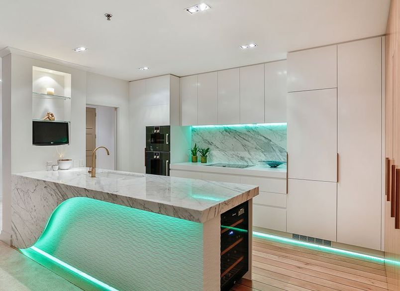 Waterfront Apartment Kitchen