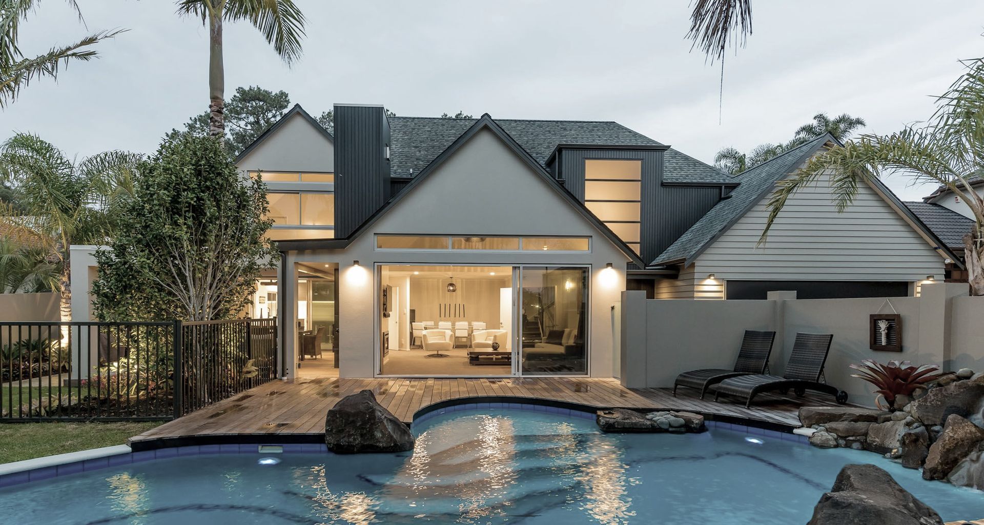 West Harbour Home banner