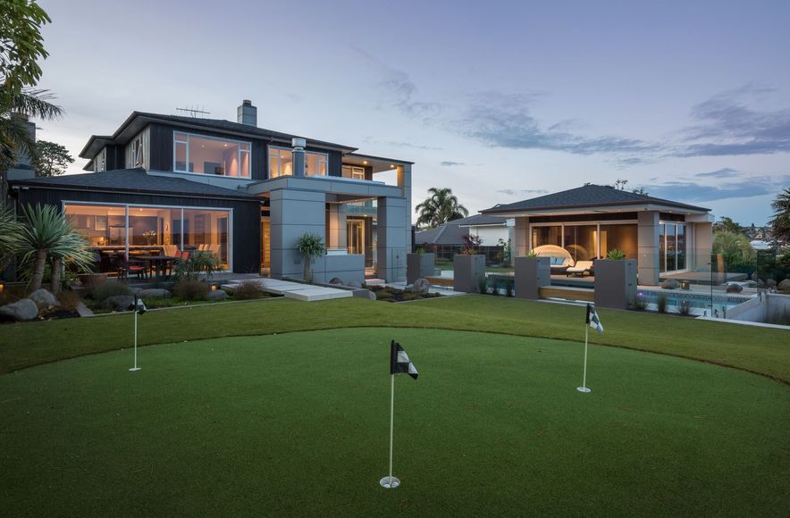 West Harbour Home