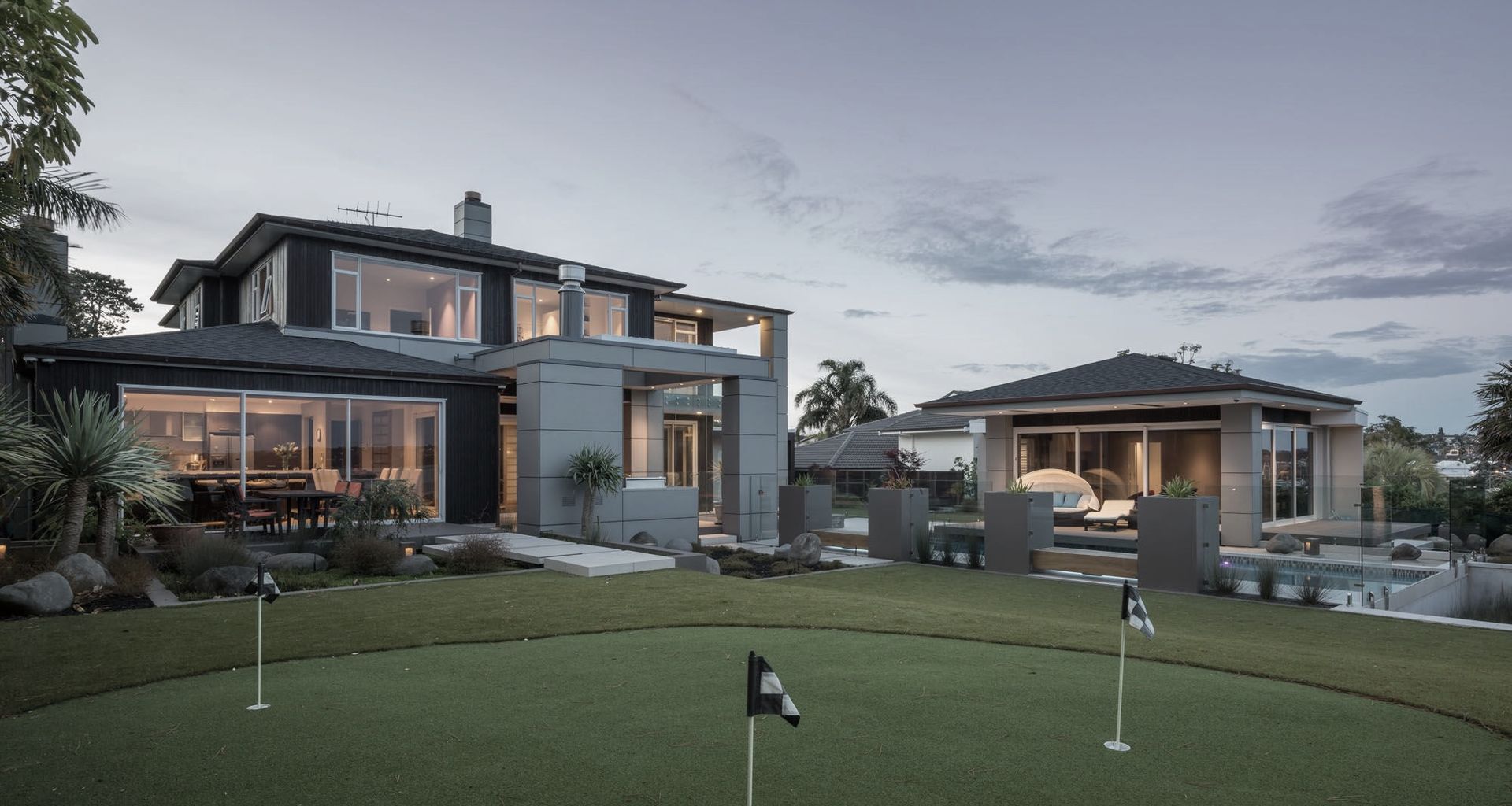 West Harbour Home banner