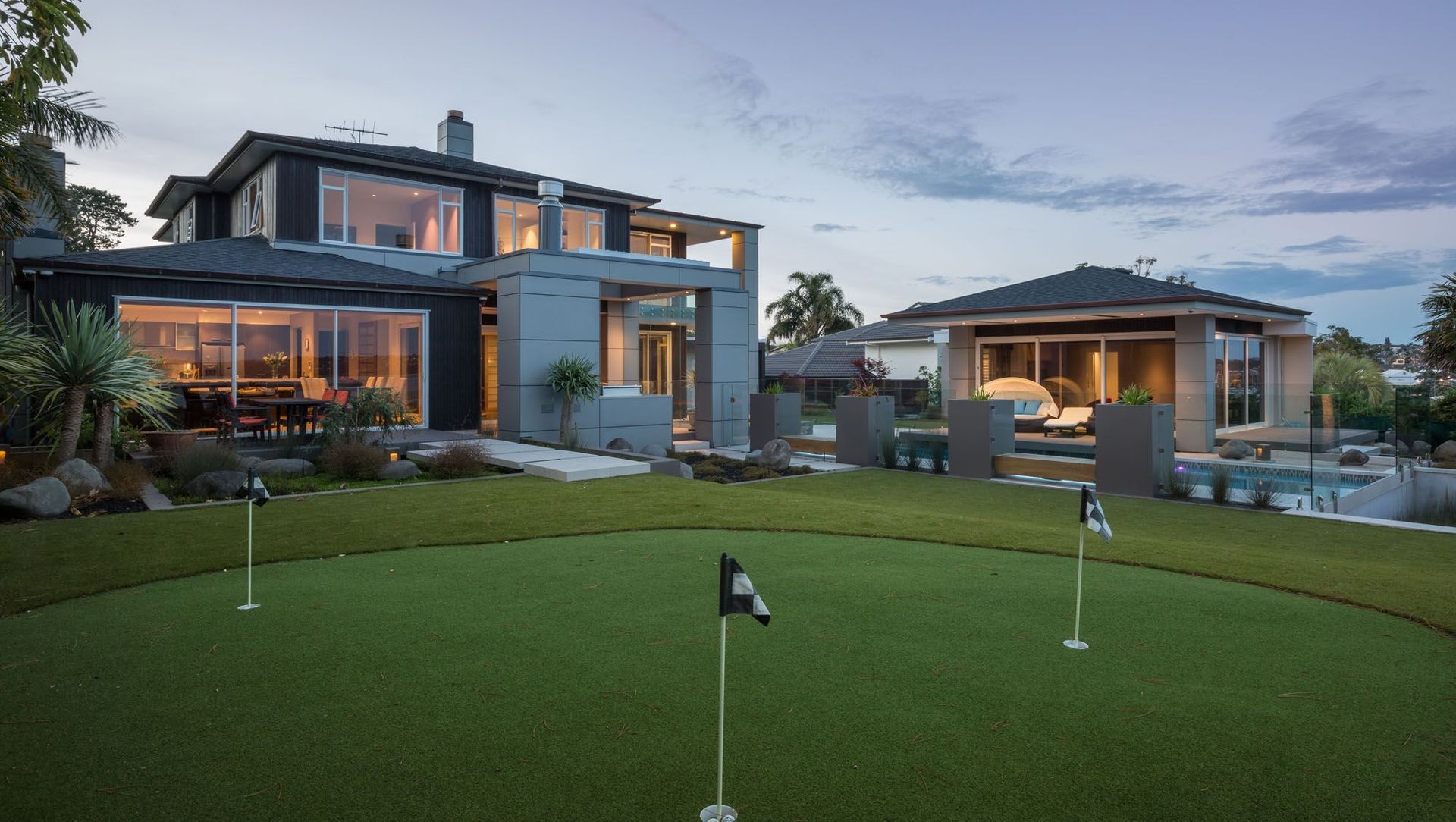 West Harbour Home banner
