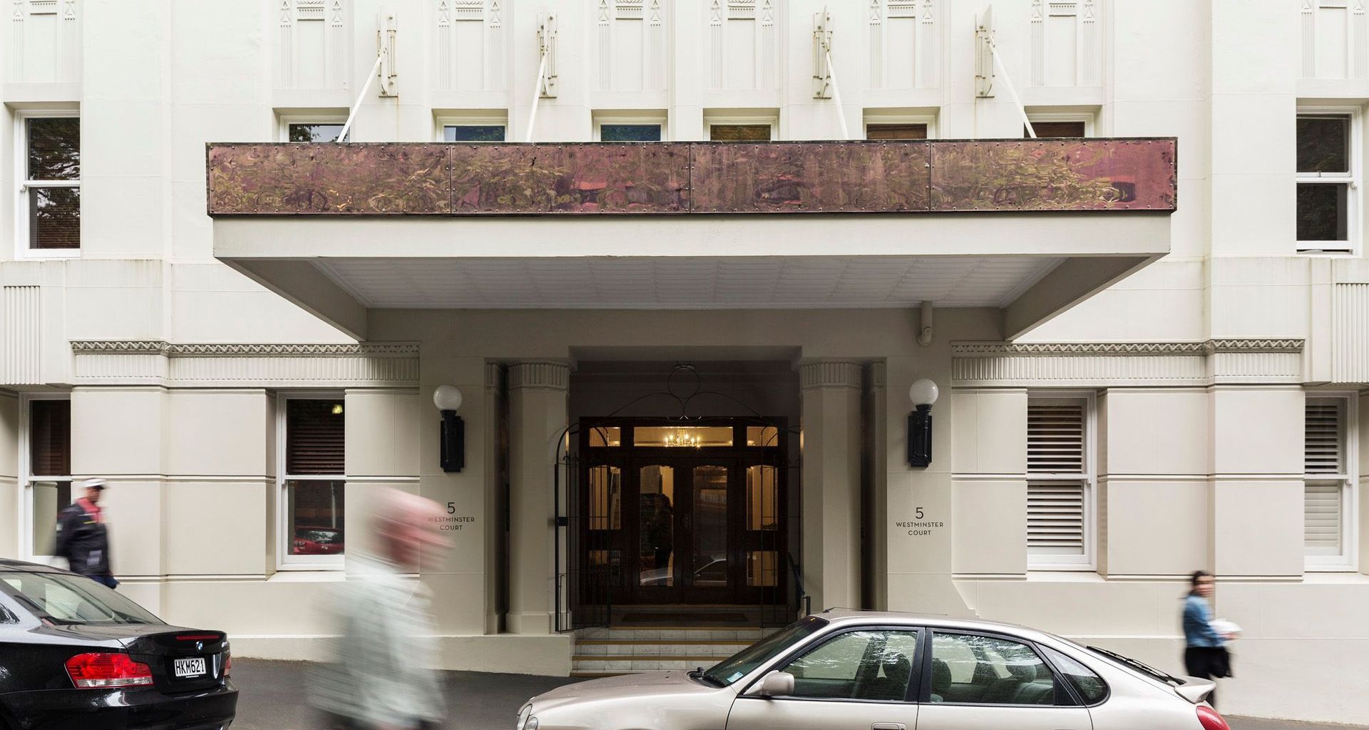 Westminster Apartment banner