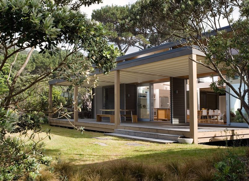 Whangapoua Bach