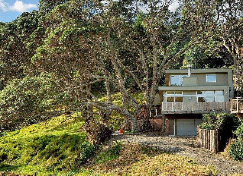 Whangapoua Beach House