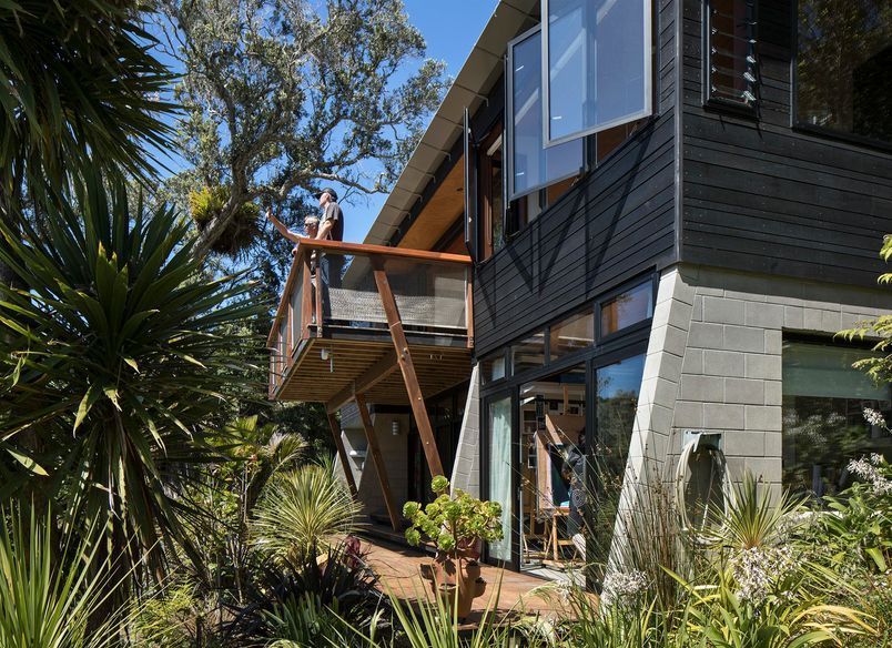 Whare Koa