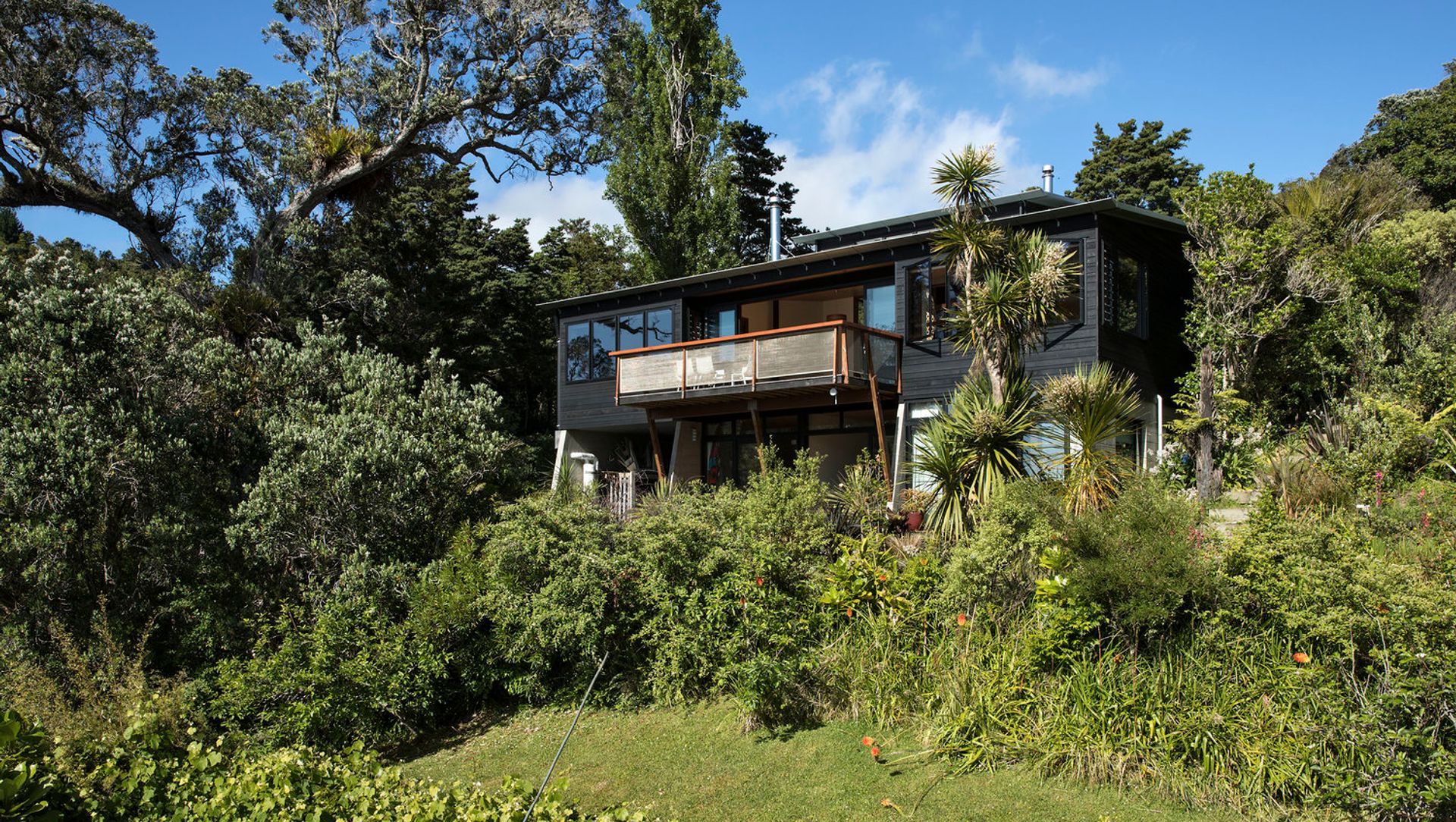 Whare Koa banner