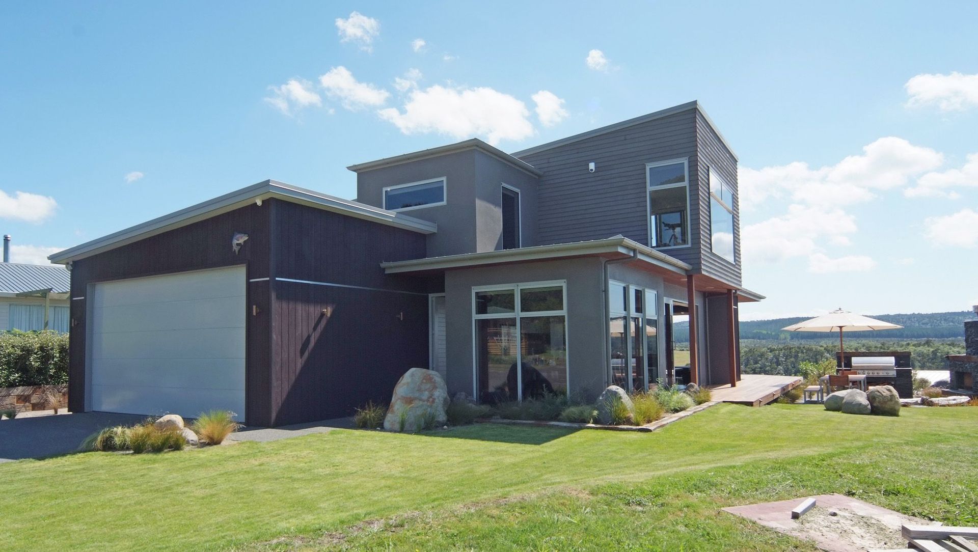 Lake House - Whareroa, Lake Taupo banner