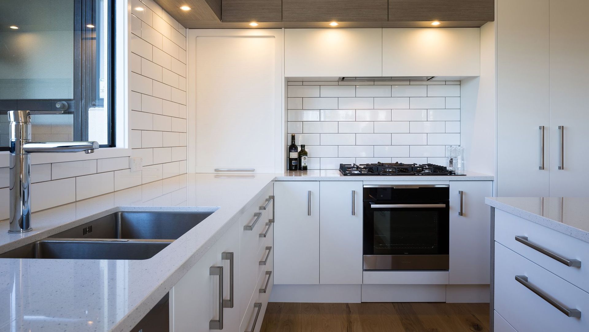 White Kitchen banner
