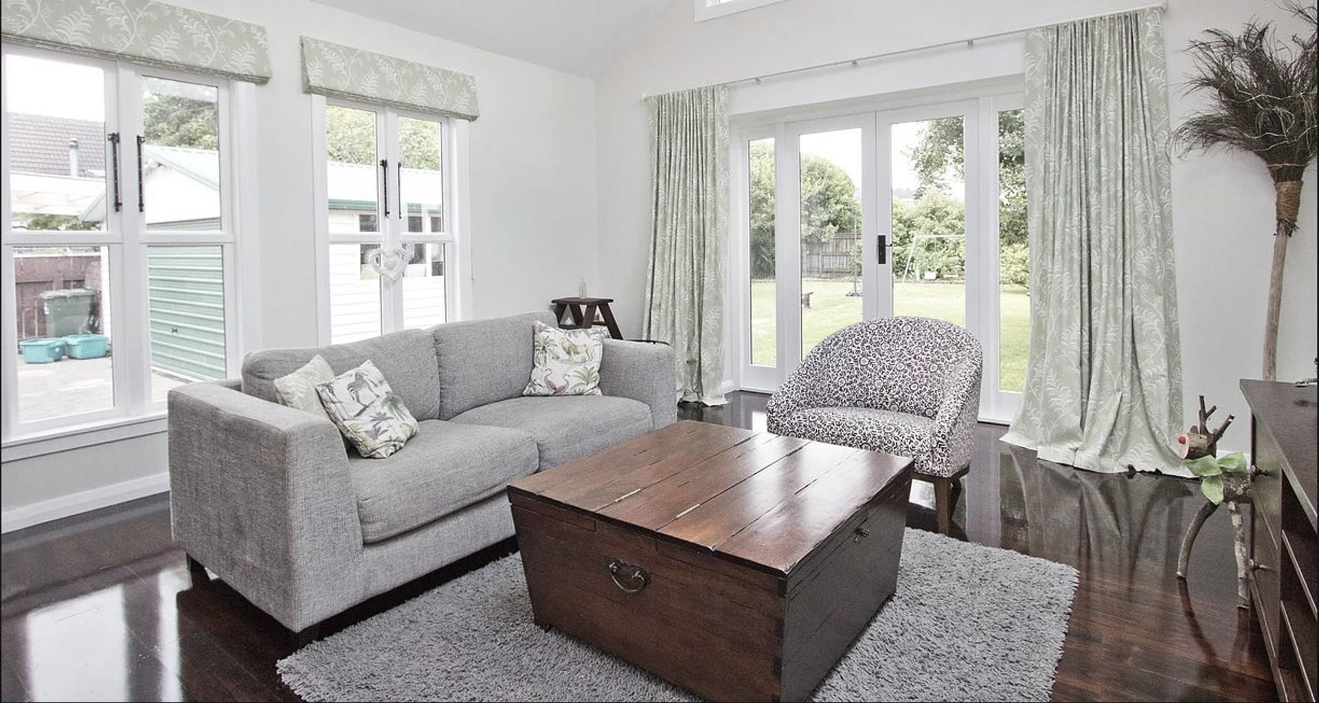 Woburn Bungalow banner
