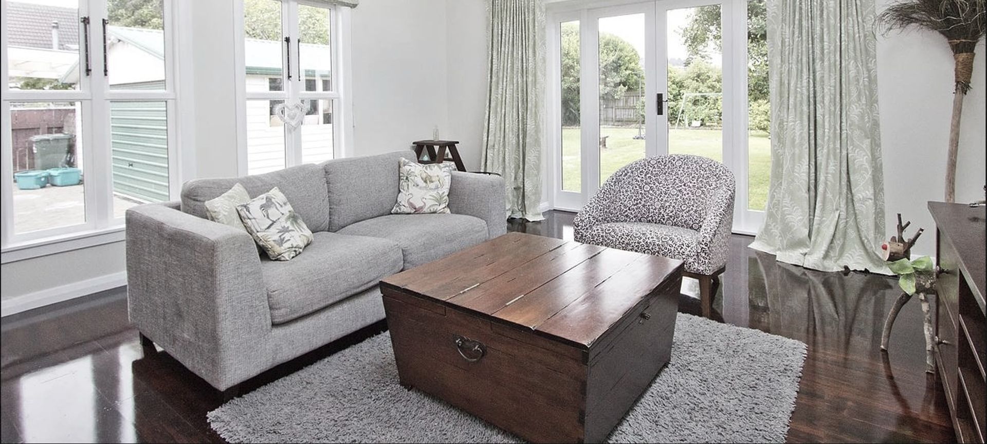 Woburn Bungalow banner