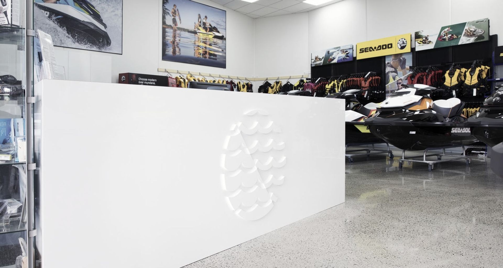Woodbine Marine, East Tamaki banner