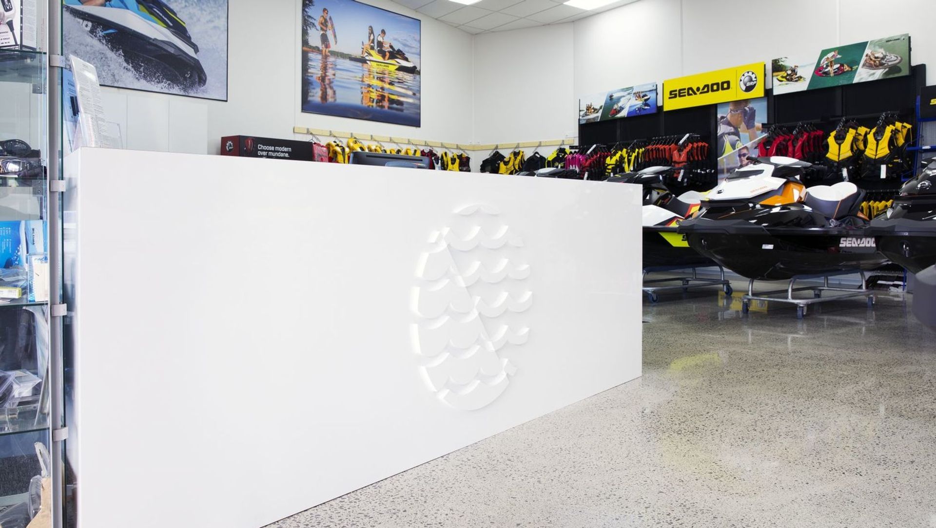 Woodbine Marine, East Tamaki banner