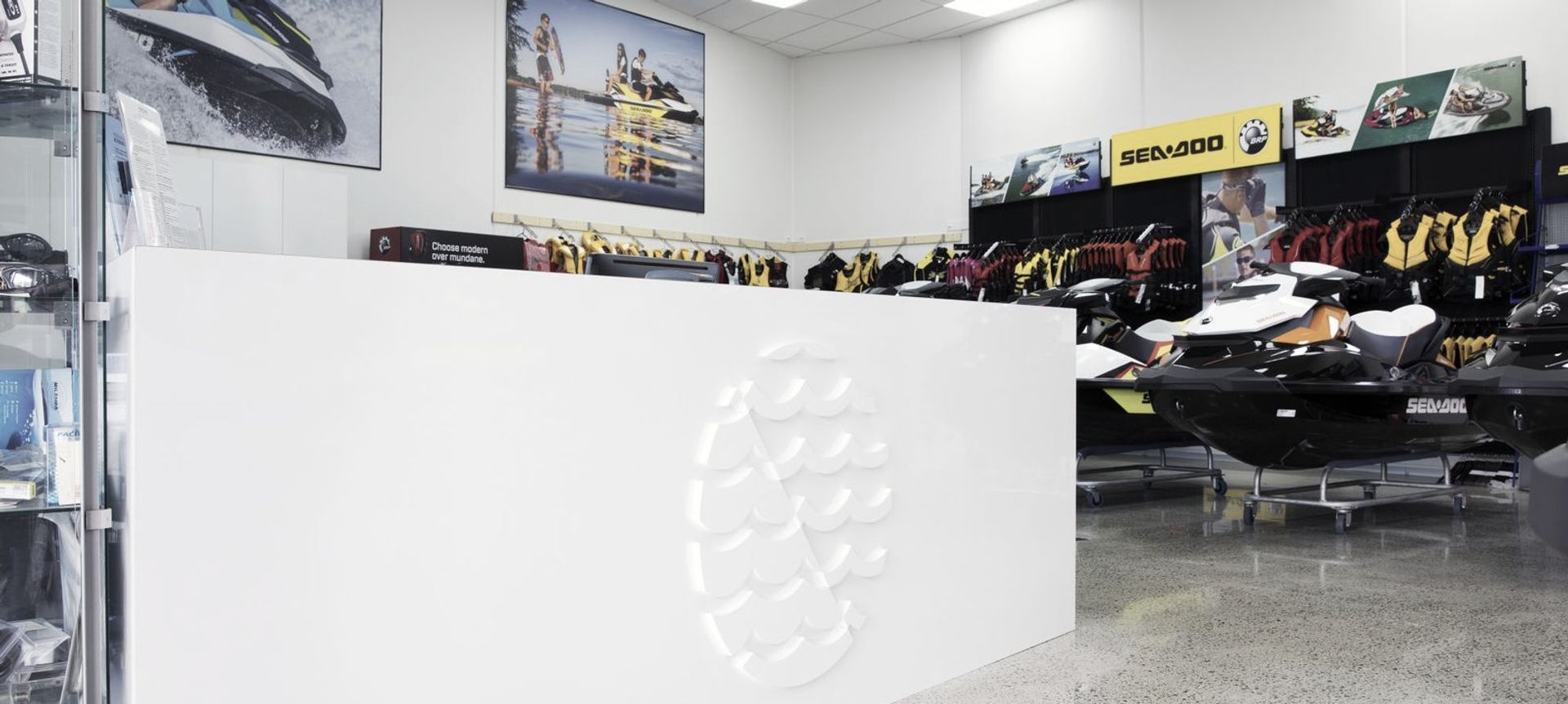 Woodbine Marine, East Tamaki banner