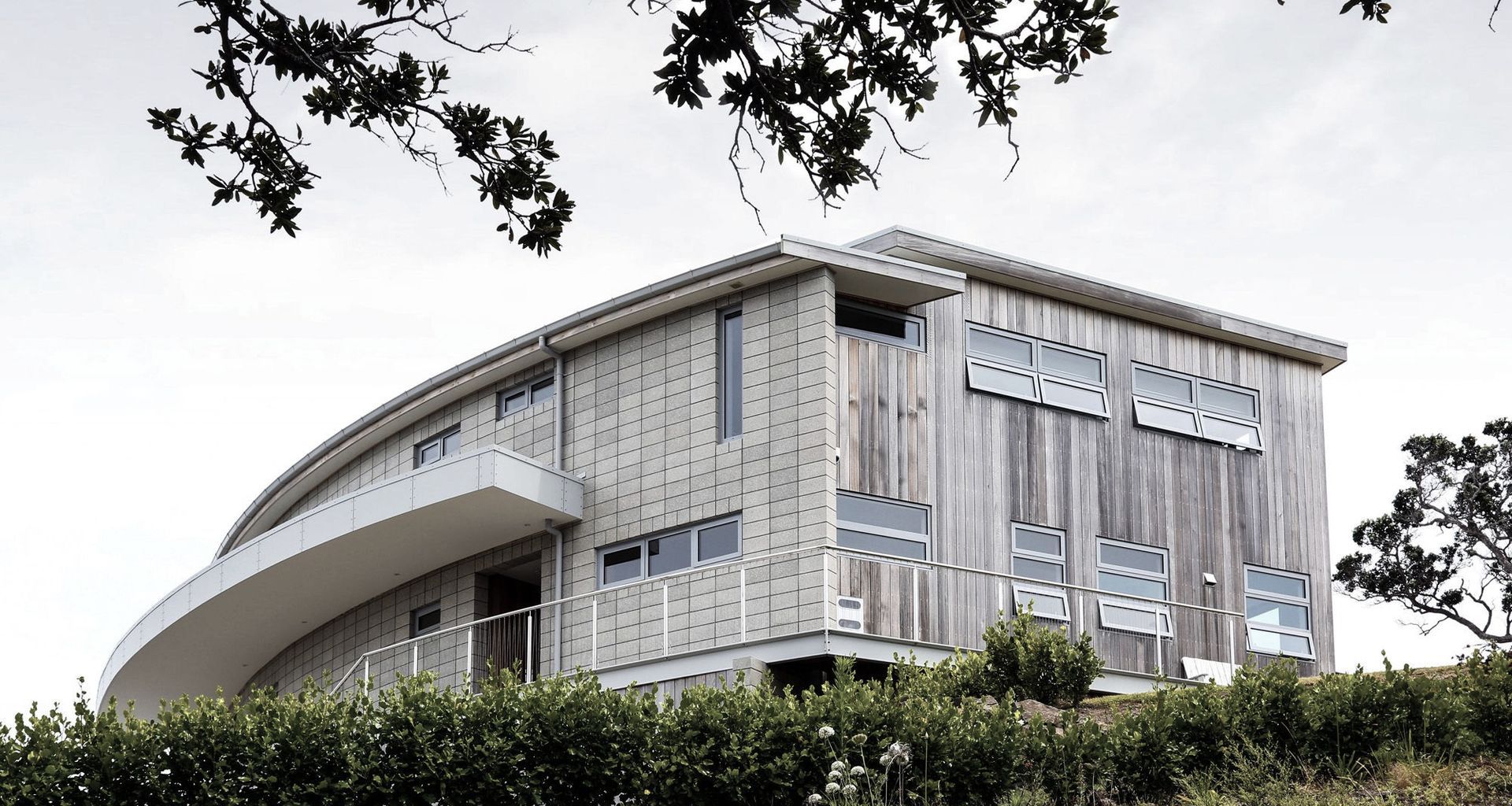 Wyuna Bay Beach House banner