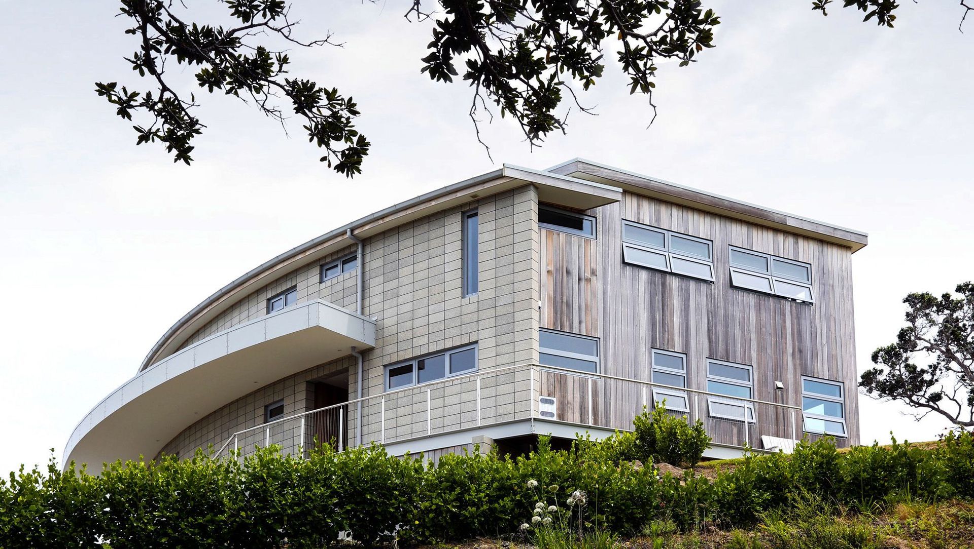 Wyuna Bay Beach House banner