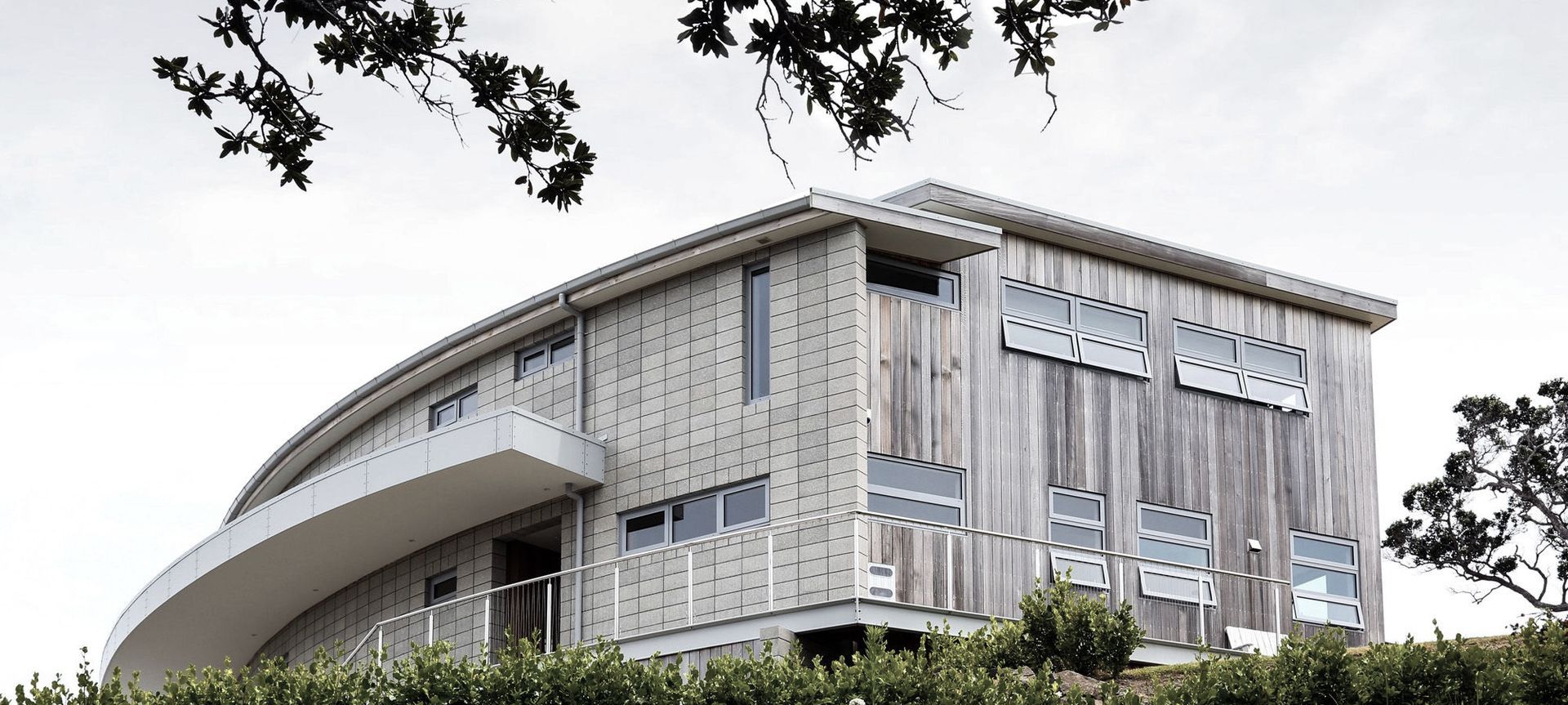 Wyuna Bay Beach House banner
