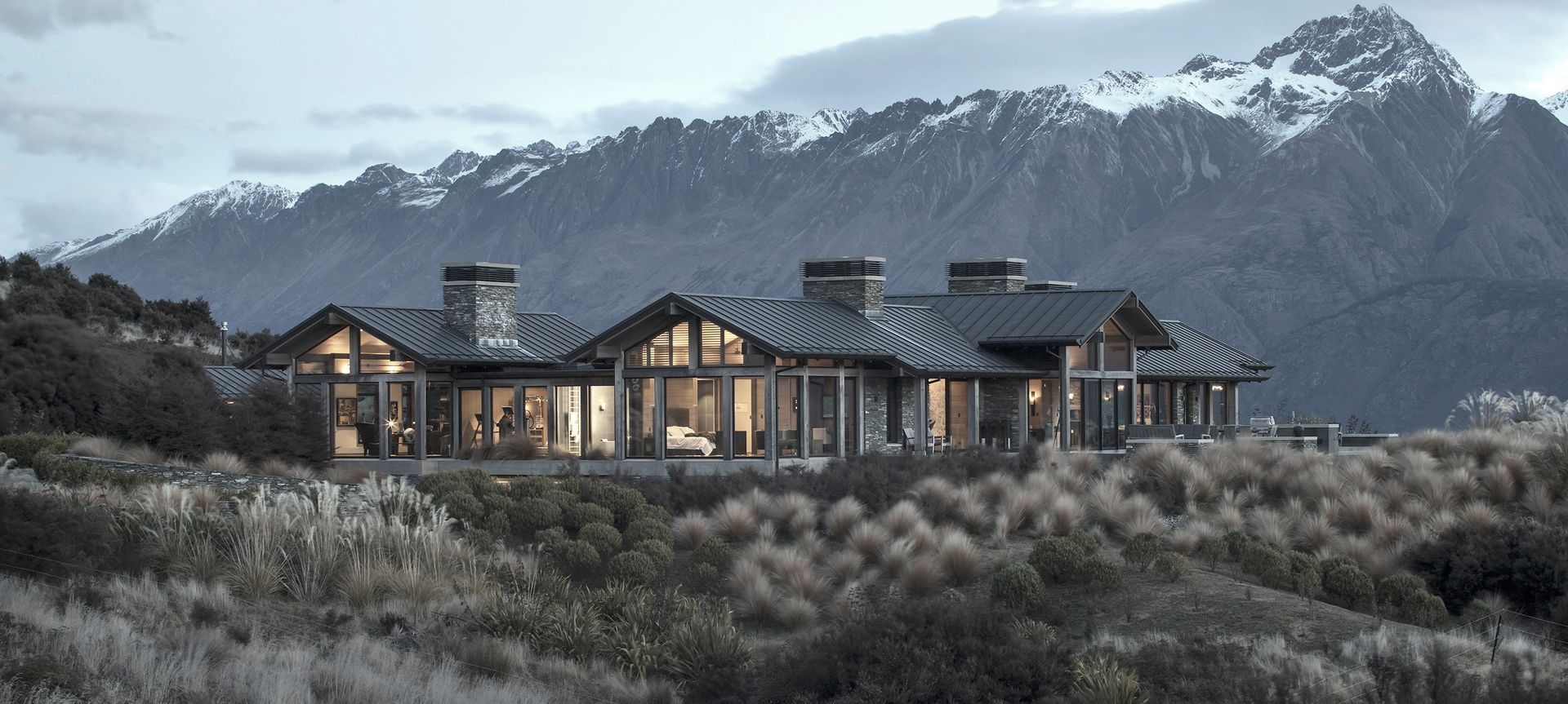 Twin Peak View House banner