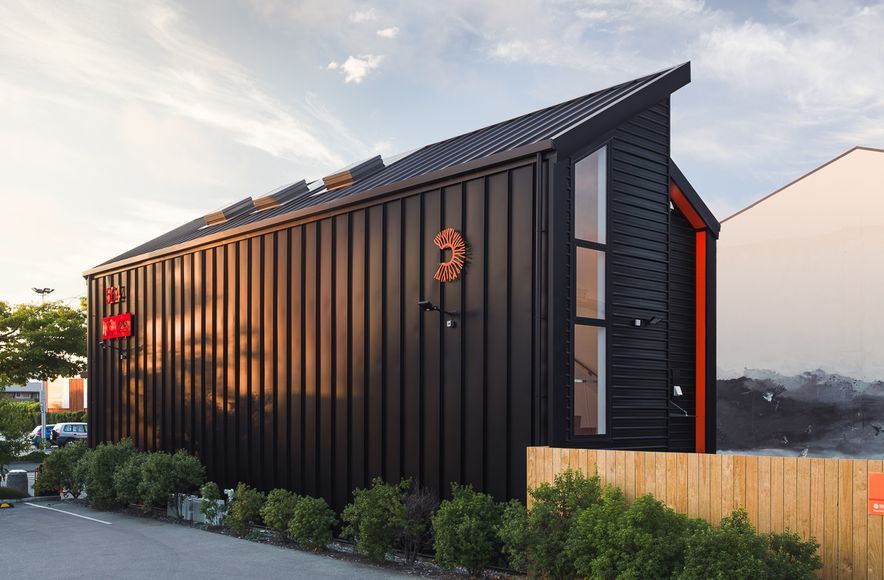 ZERO ENERGY BUILDING - & Solarchitect Office